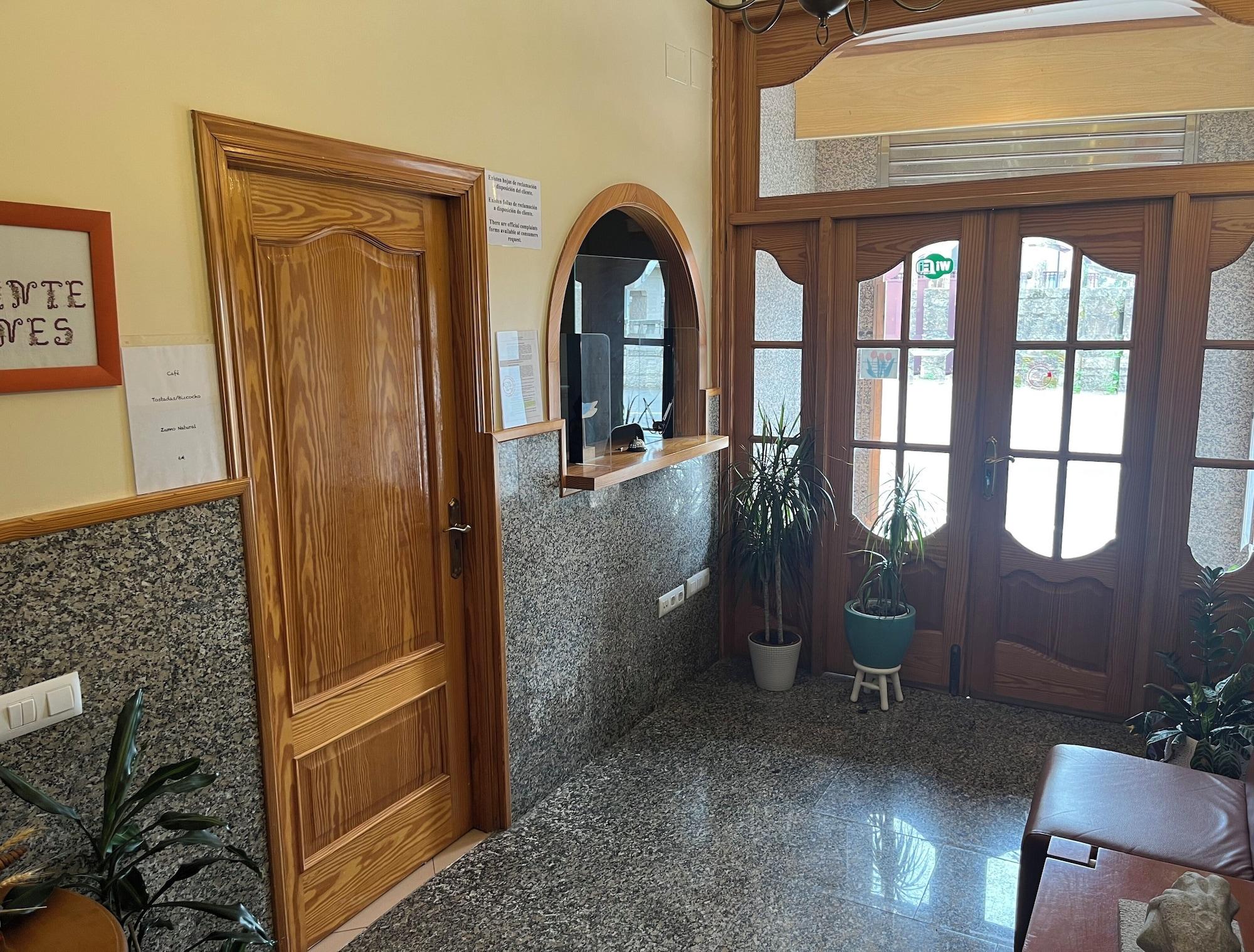 Vista Lobby Hotel Los Tulipanes