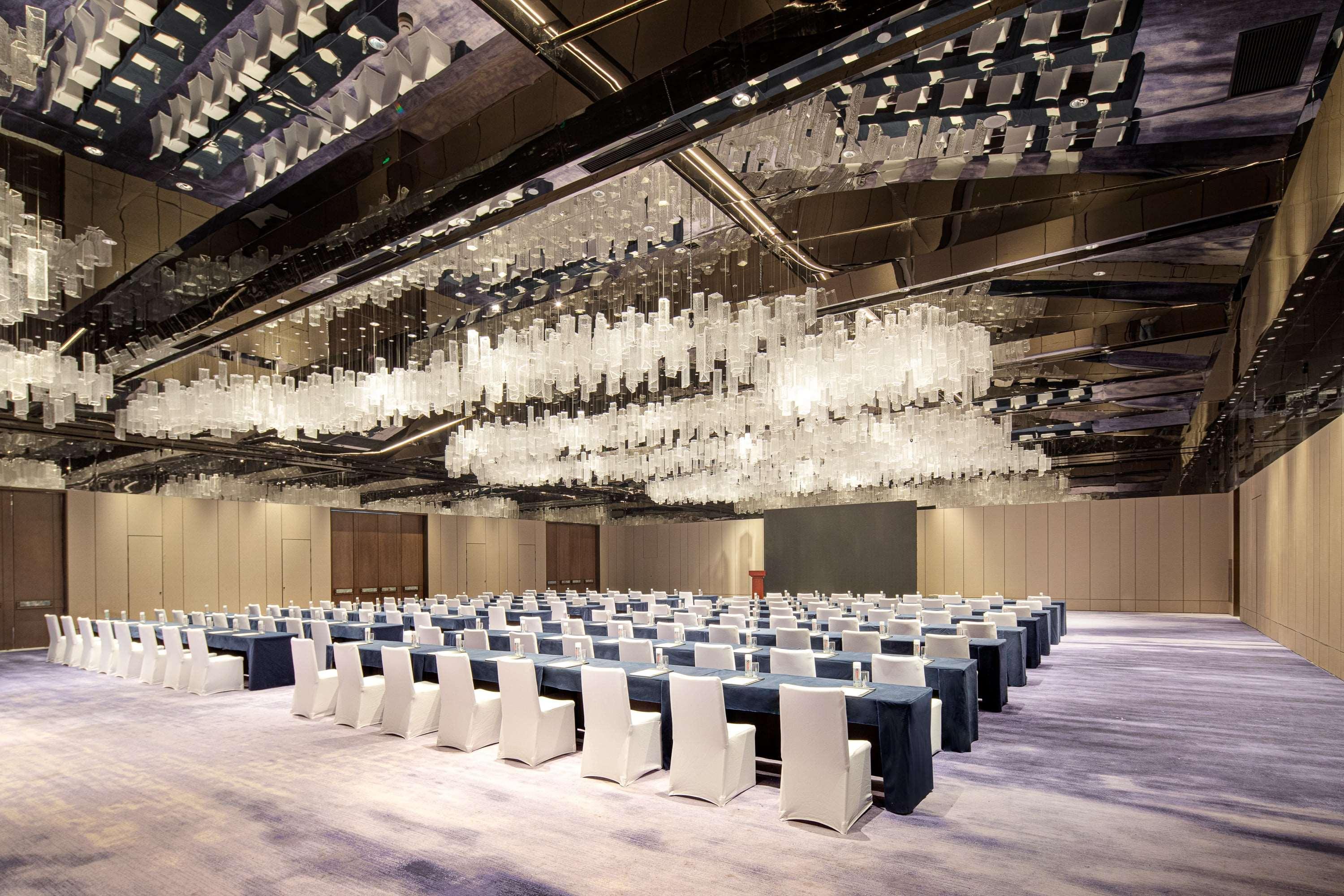 Centro de Negocios Wyndham Grand Lishui Downtown