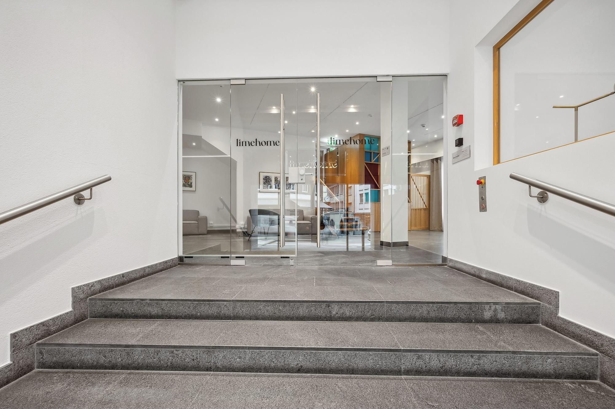 Vista Exterior Limehome Basel Münzgasse