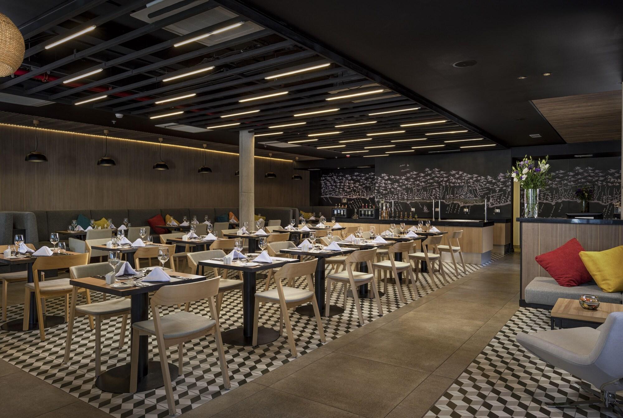 Restaurant Novotel Santiago Providencia