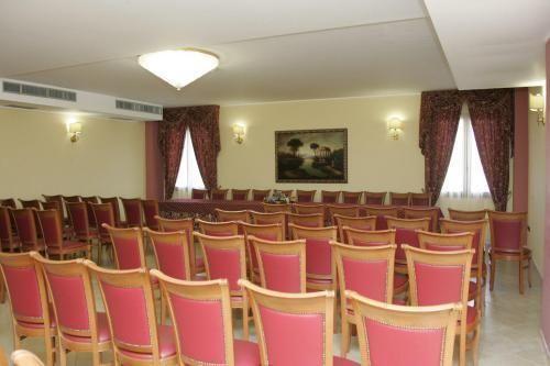 Sala de Reuniones La Madonnina