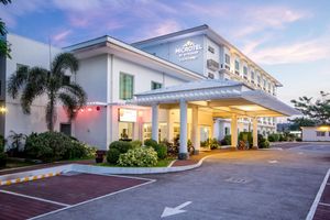 Alojamiento - Microtel by Wyndham South Forbes near Nuvali