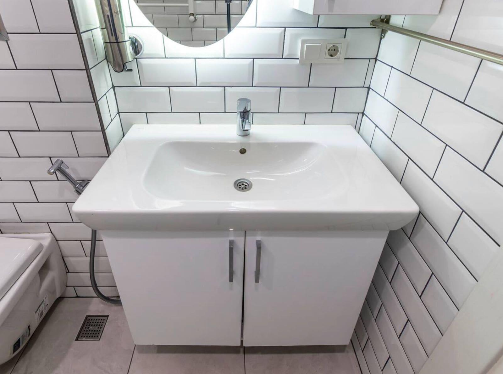 Equipamiento de Habitación the business class suit karkoy