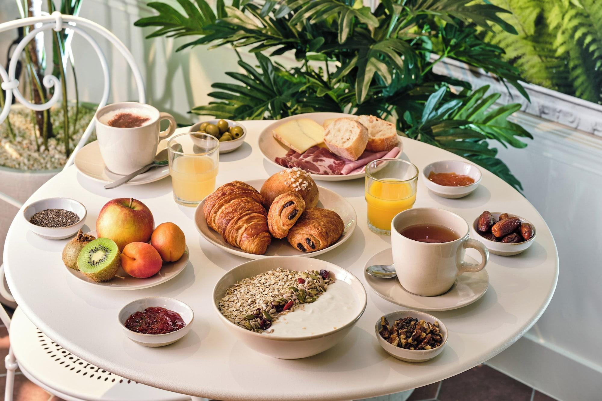 Restaurant Posy Hotel by Happyculture