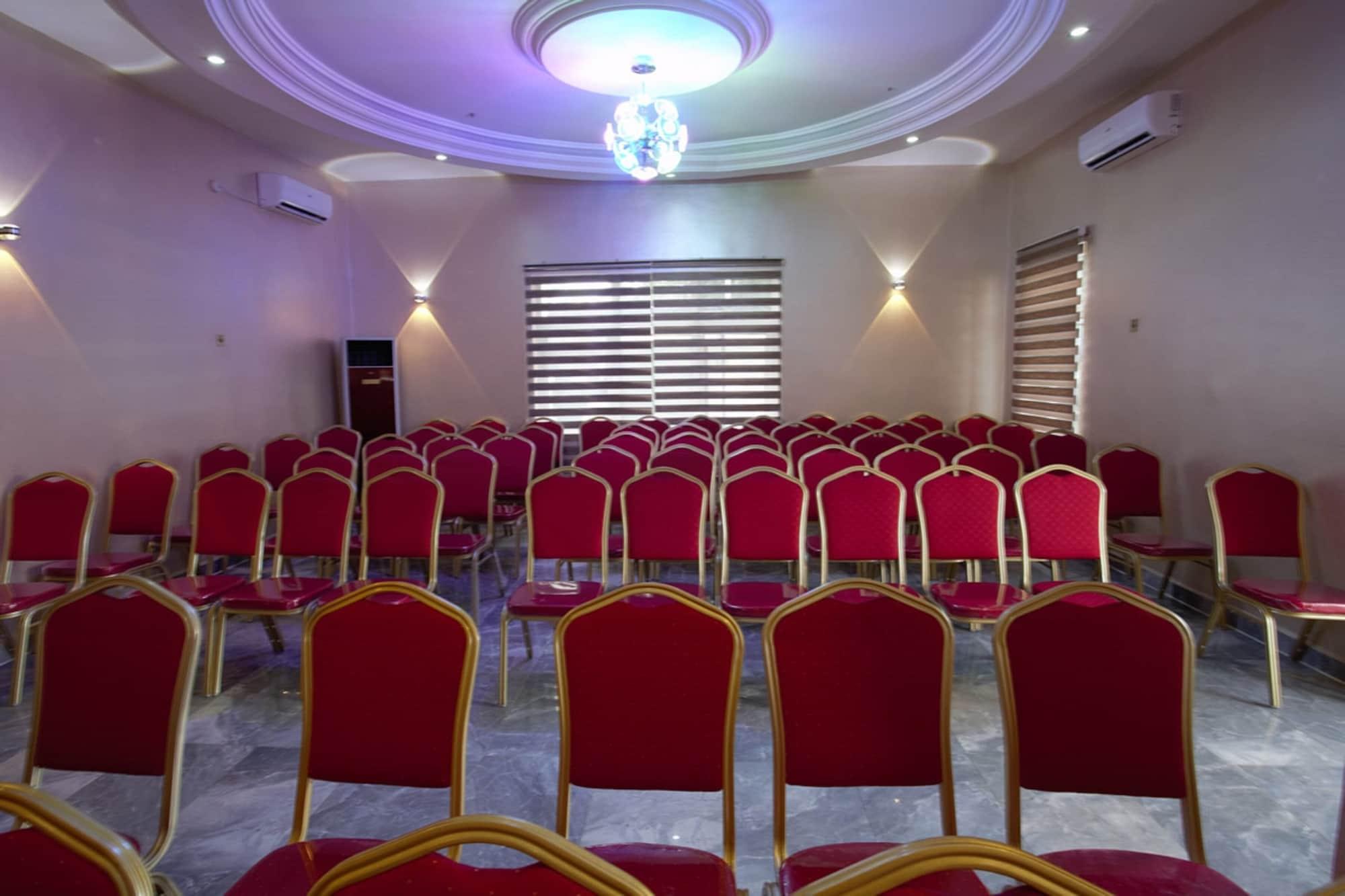 Sala de Reuniones Luton Park Hotels