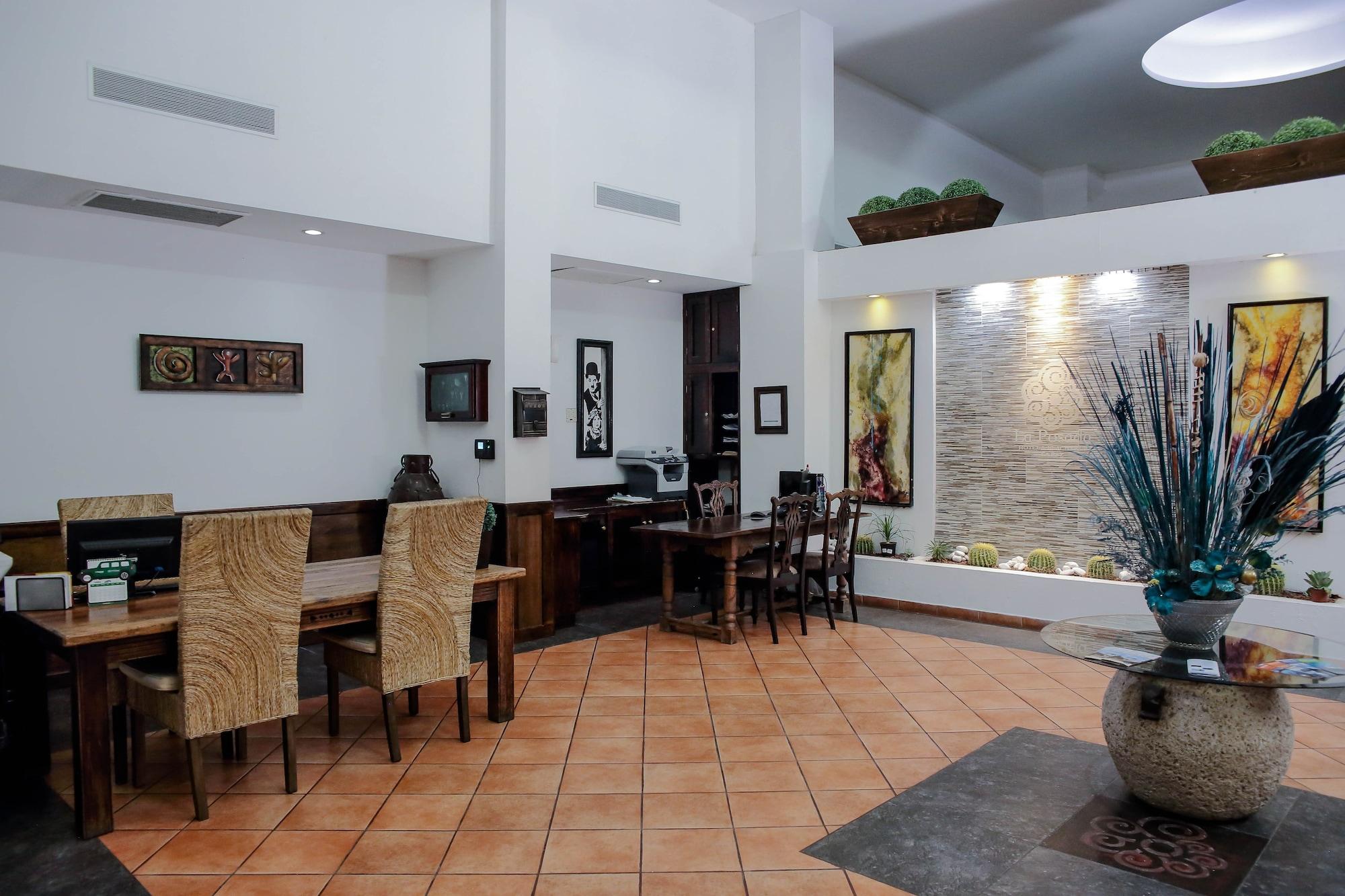 Vista Lobby La Posada Hotel & Beach Club
