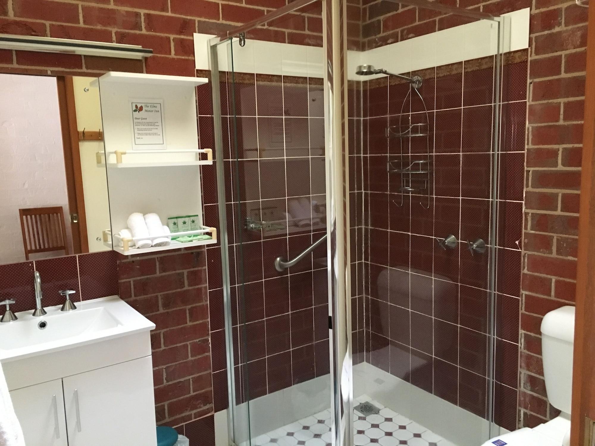 Equipamiento de Habitación The Elms Motor Inn