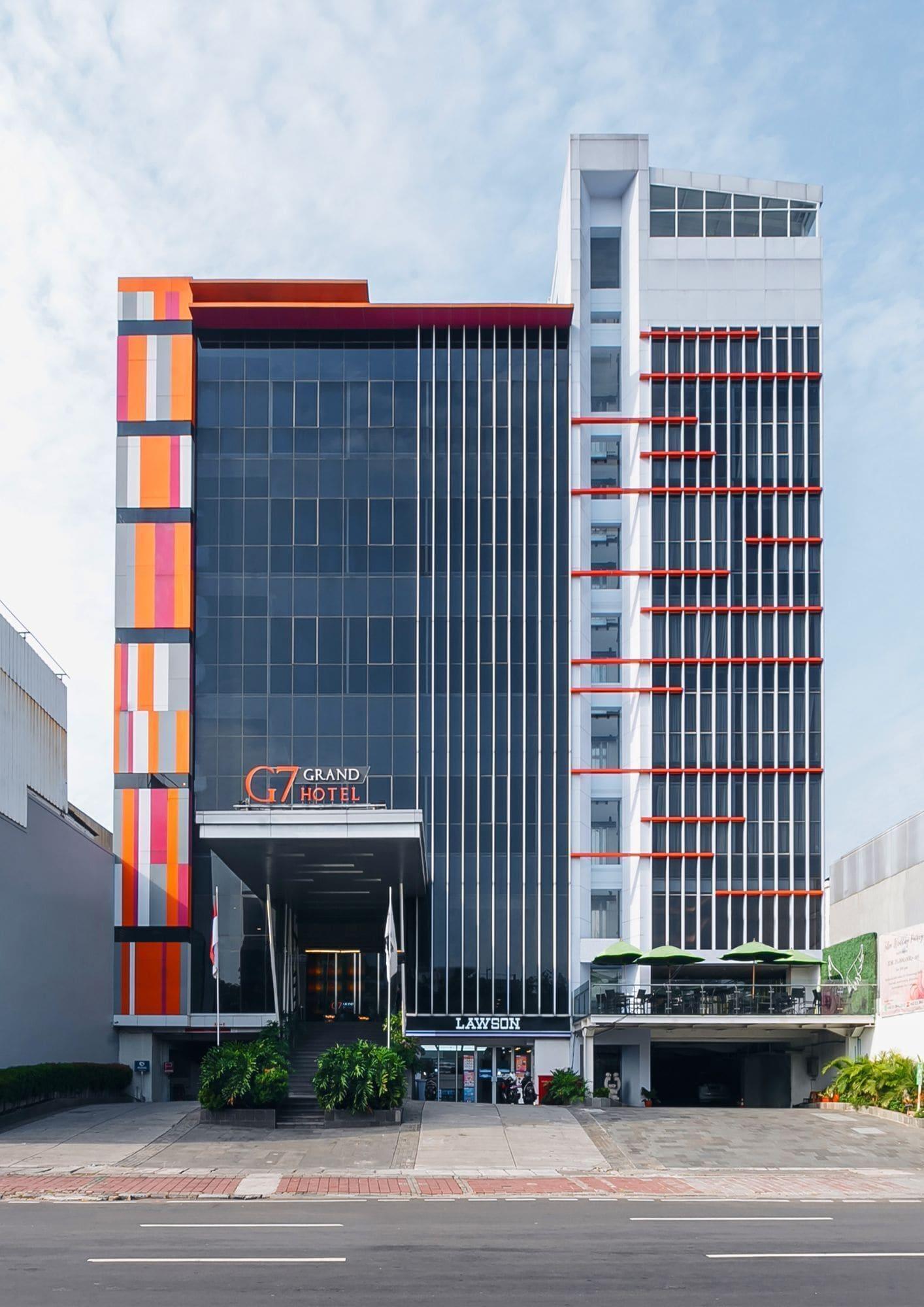 Varios Grand G7 Pasar baru