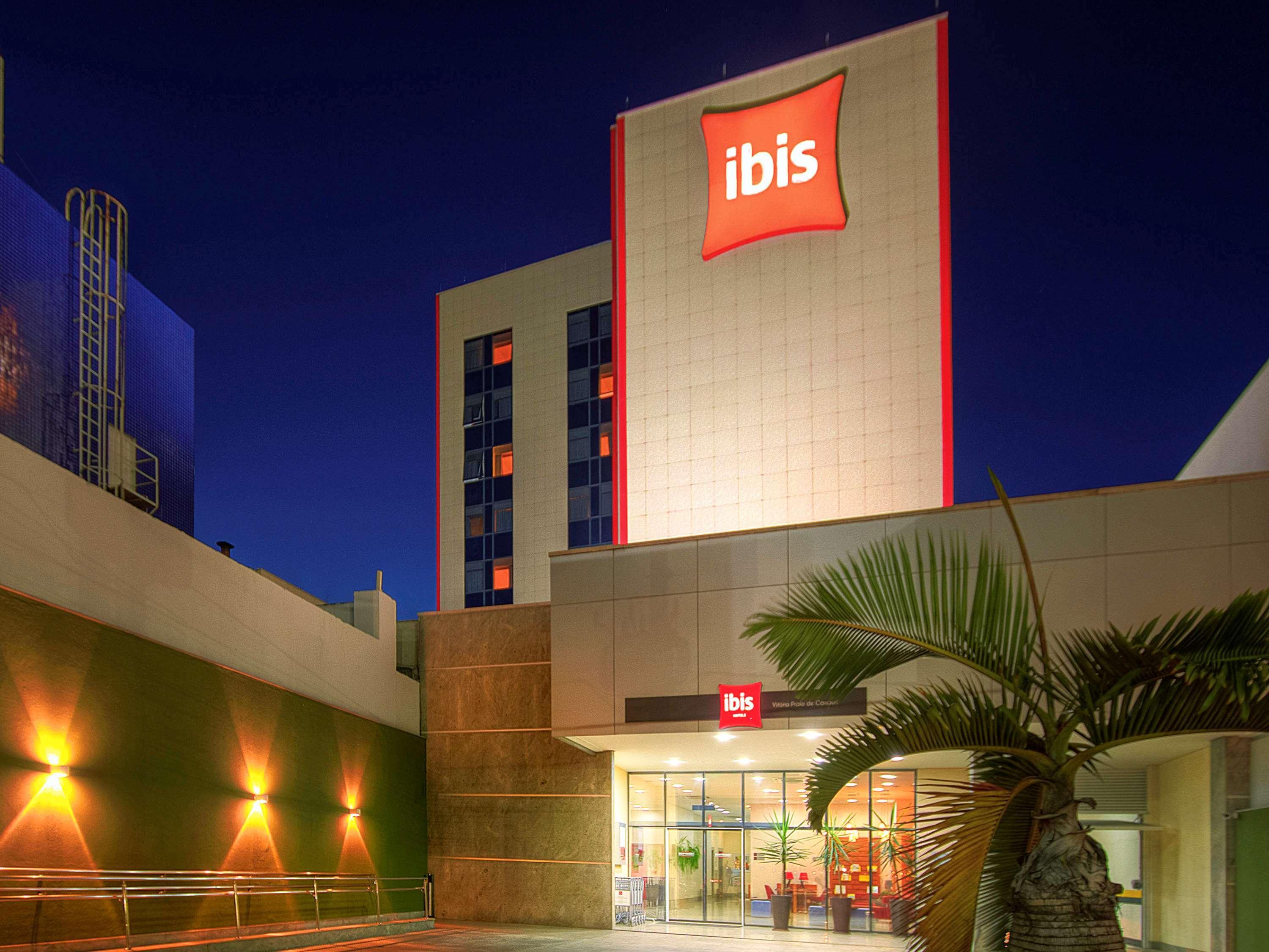 Vista Exterior ibis Vitoria Praia de Camburi