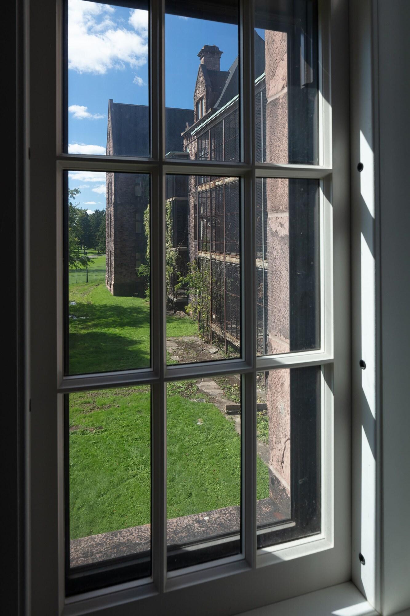 Vista Lobby The Richardson Hotel