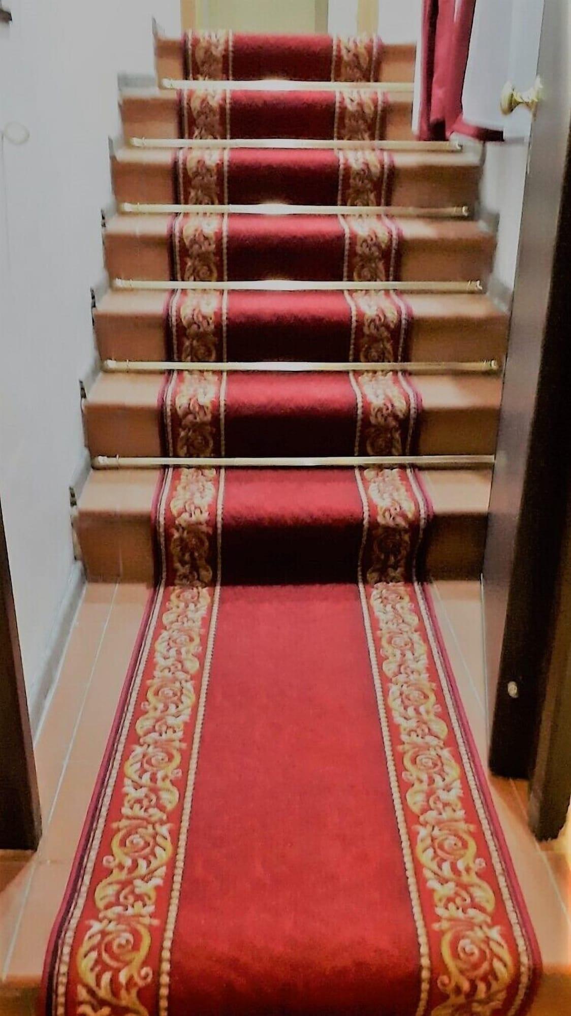 Varios Gate of Paradise Florence B&B