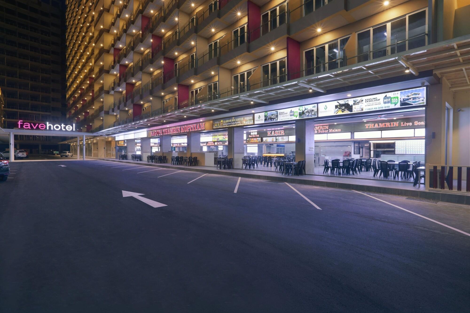 Vista Exterior Favehotel Nagoya - Batam