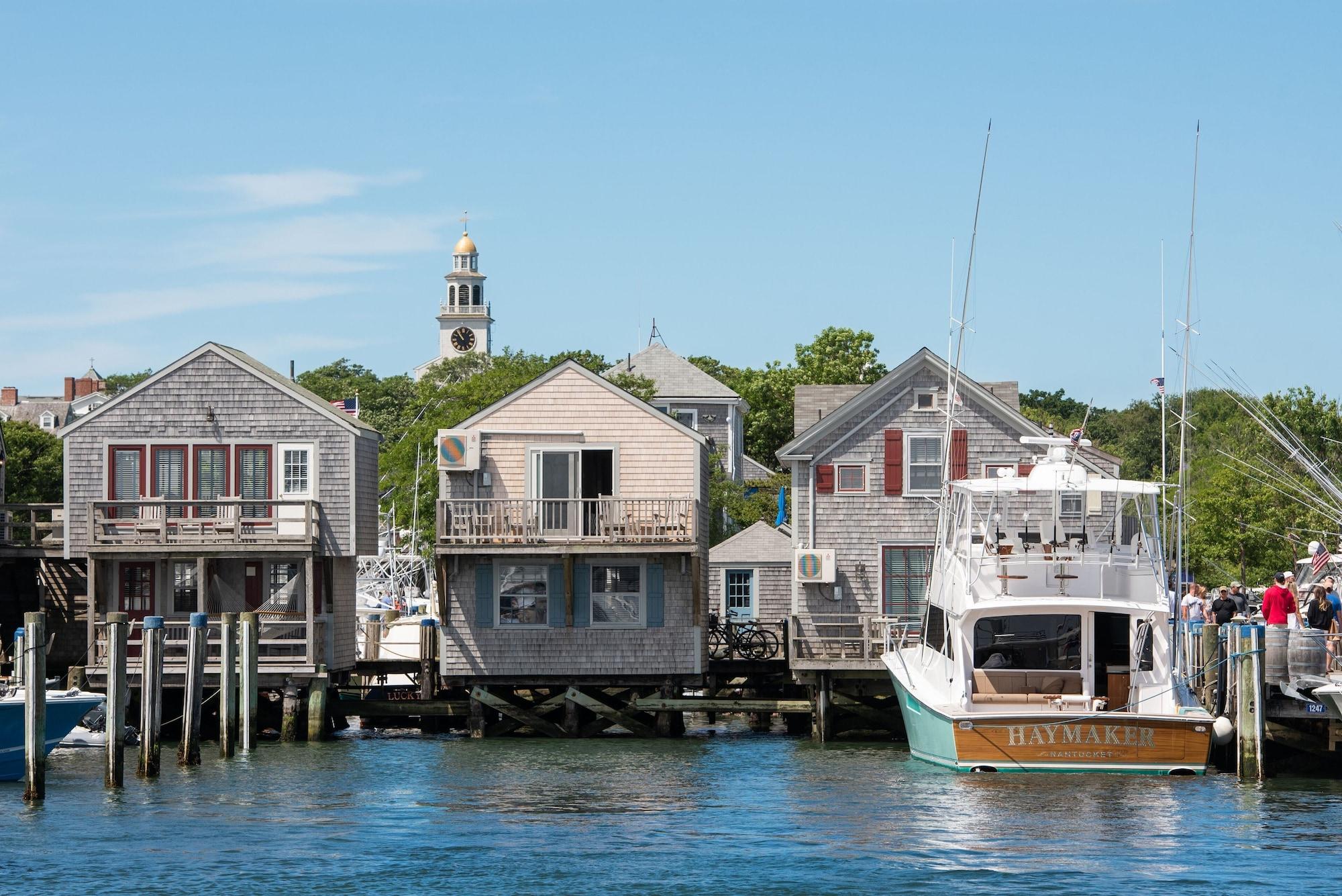 Vista Exterior The Cottages at Nantucket Boat Basin