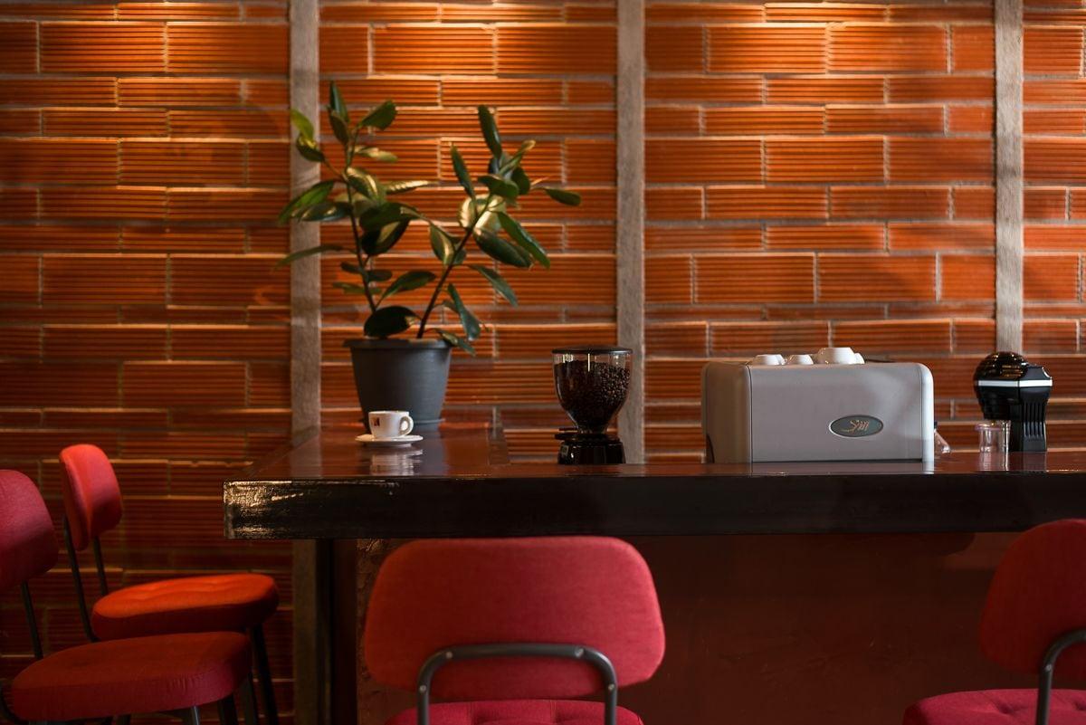 Bar/Salón Urban Donkey