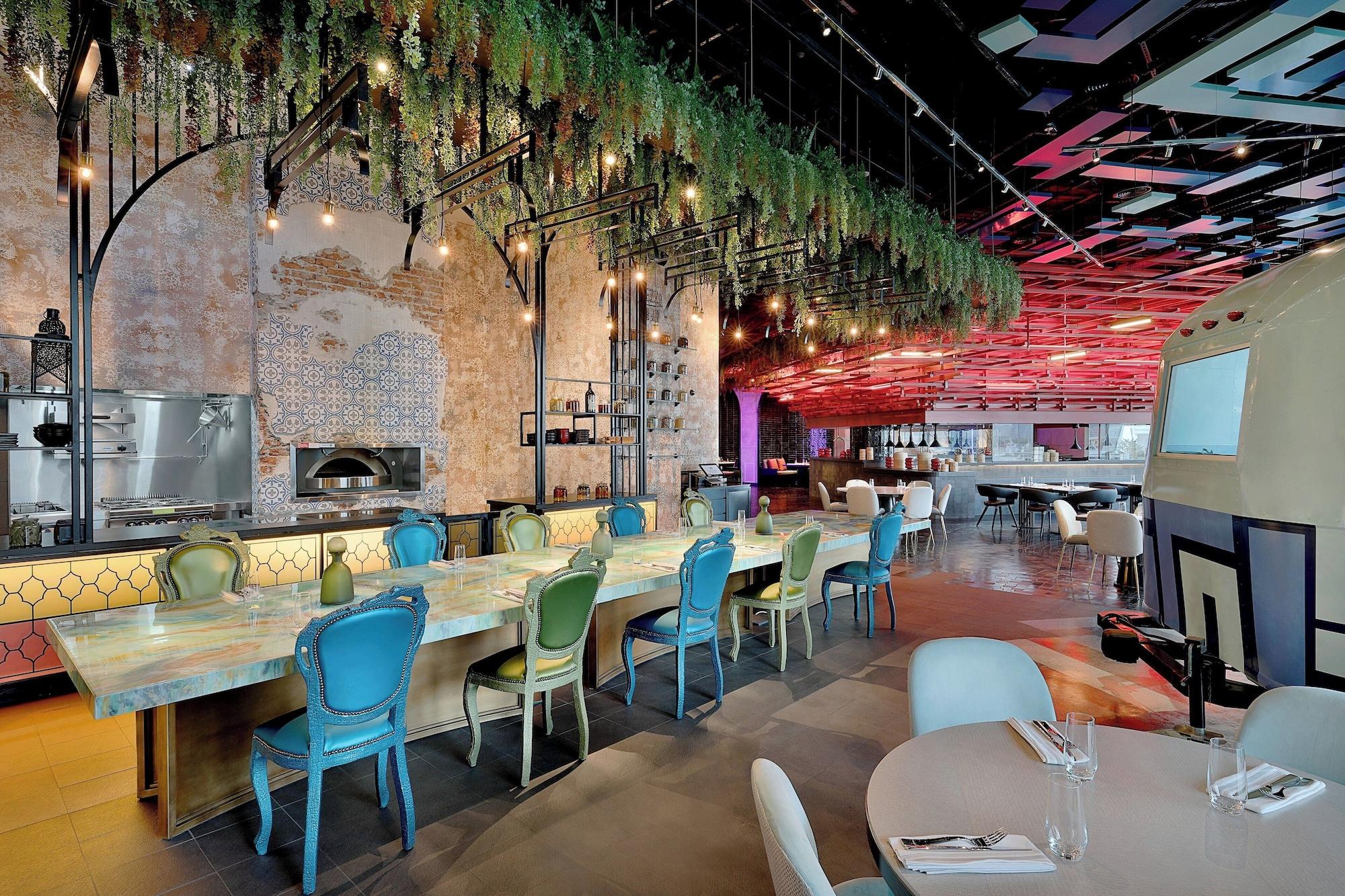 Restaurant W Abu Dhabi - Yas Island