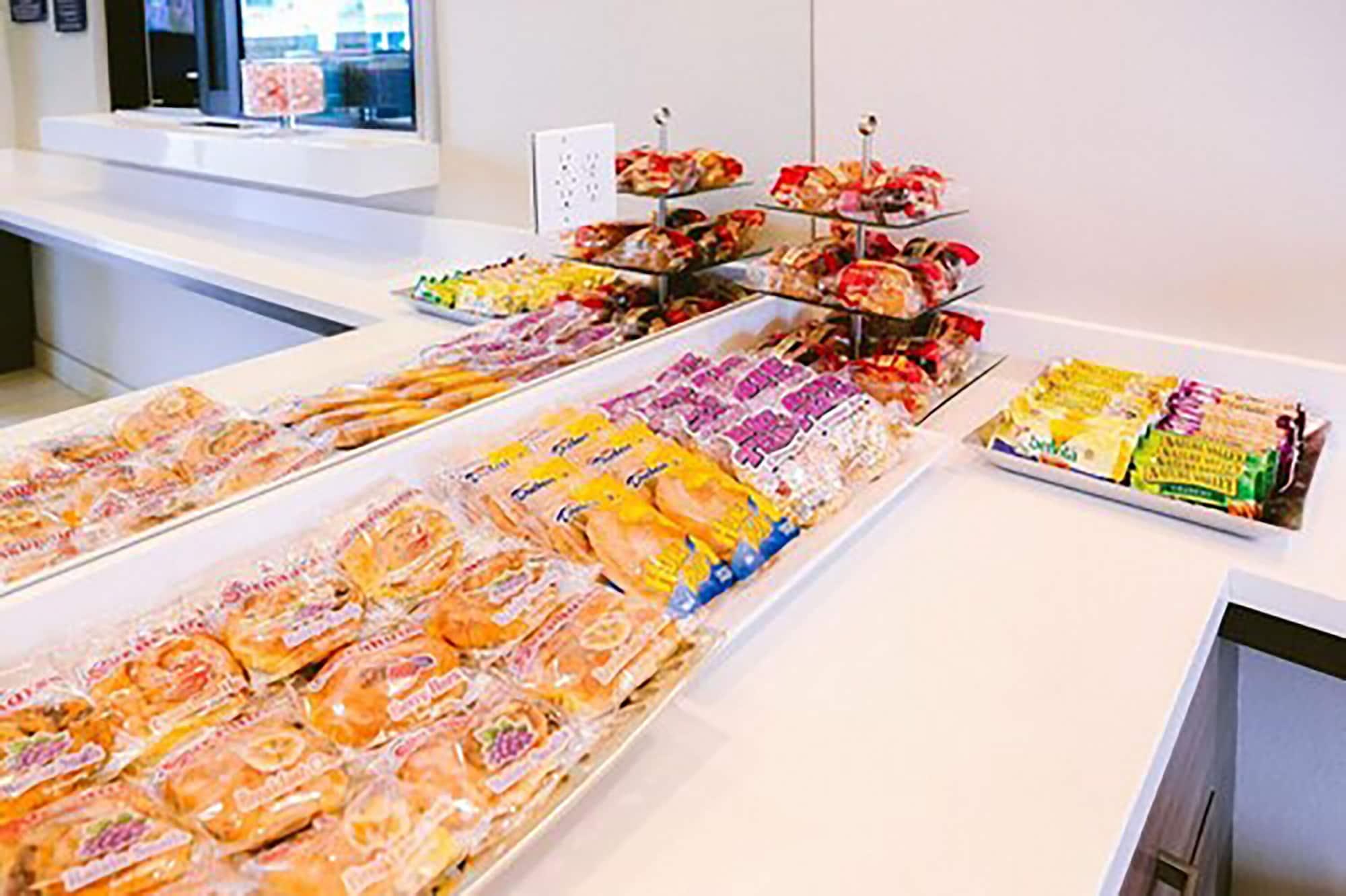 Vista Lobby Palace Inn Blue US 59 & Gessner