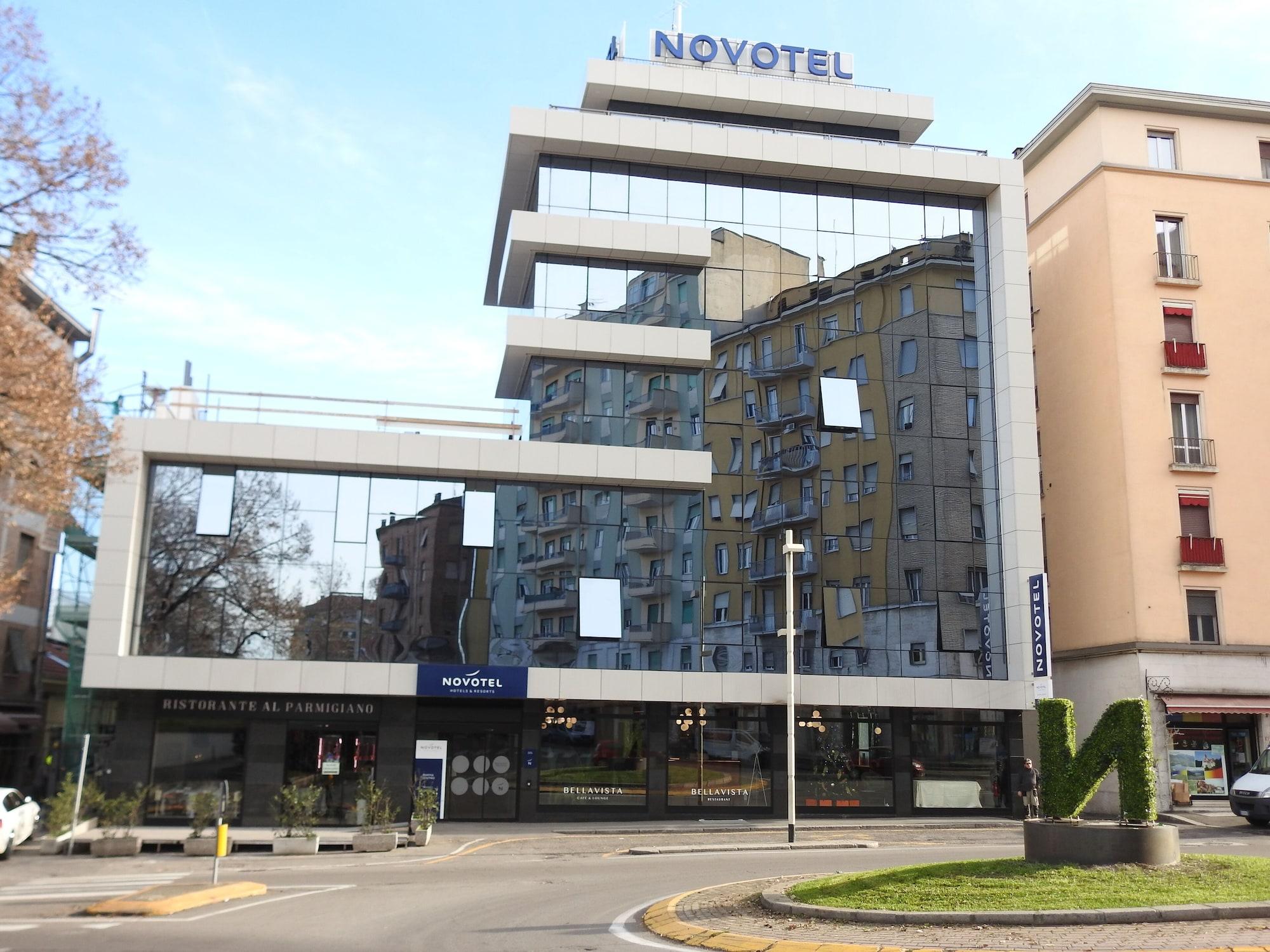 Vista Exterior Novotel Parma Centro
