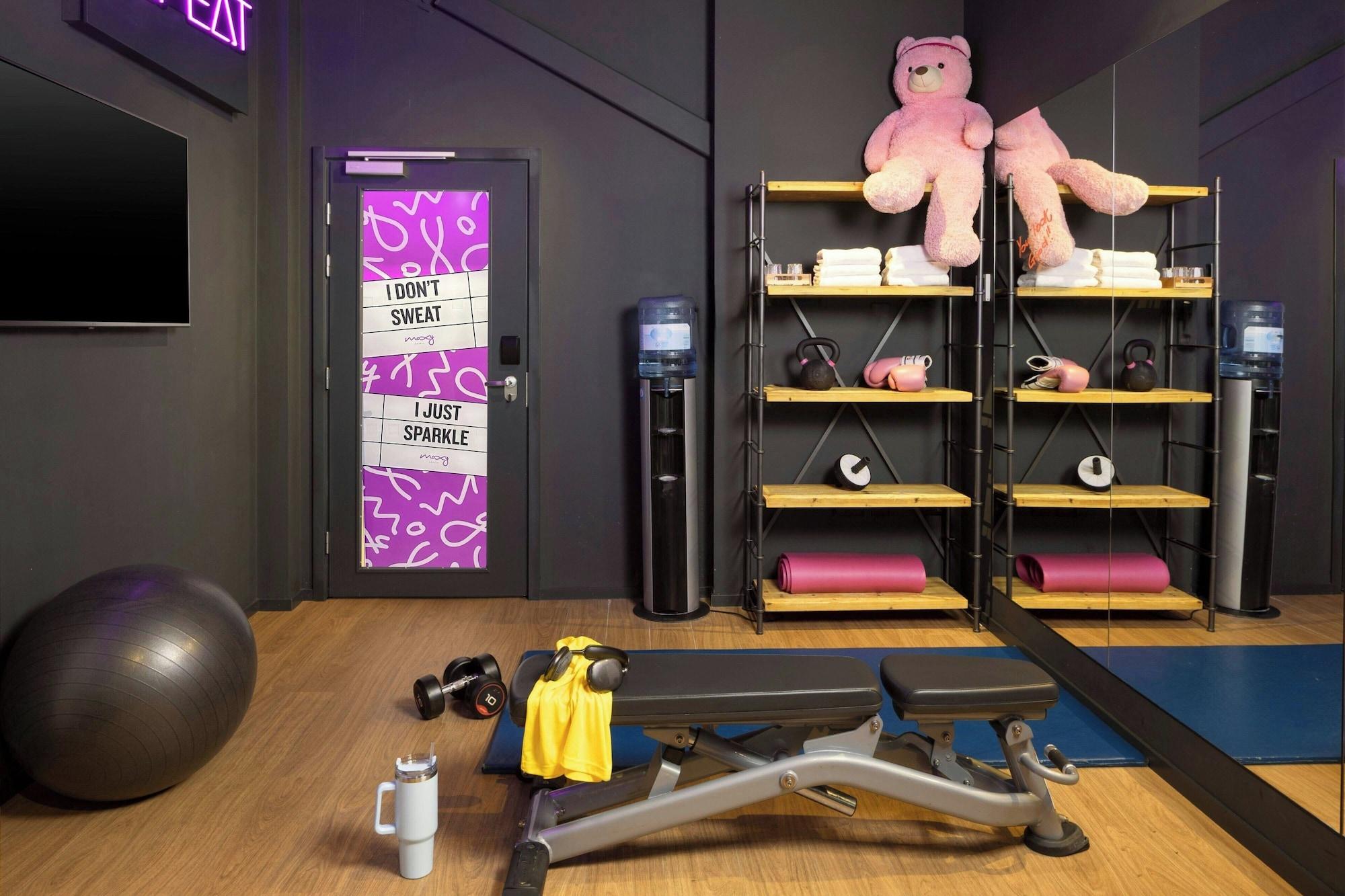 Gimnasio Moxy York