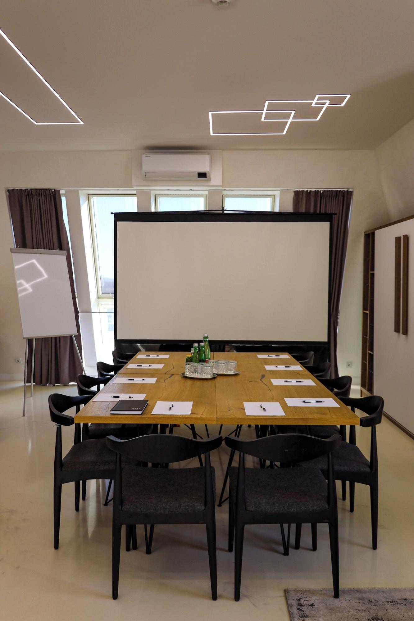 Sala de Reuniones NED Hotel