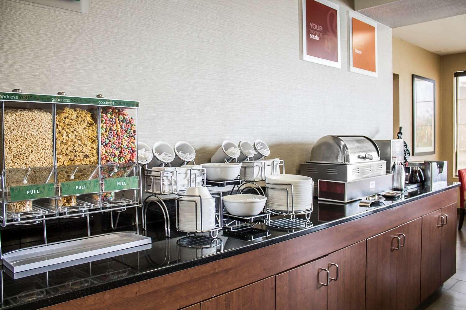 Restaurant Comfort Inn River's Edge
