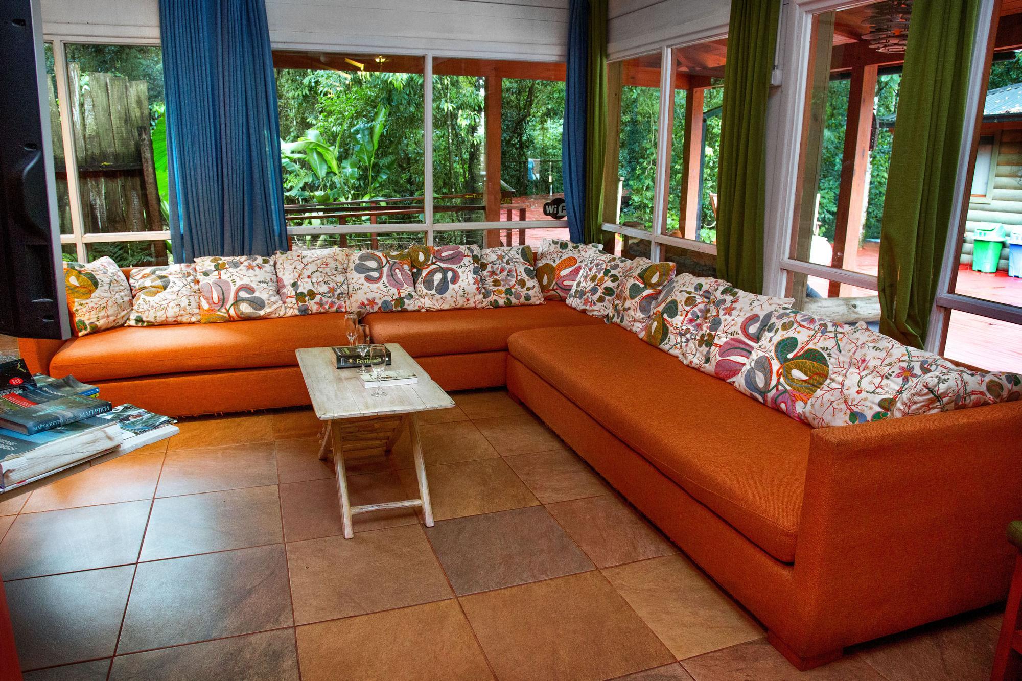 Vista Lobby La Reserva Virgin Lodge