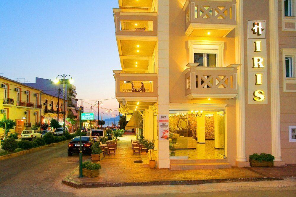 Vista Exterior Hotel Iris
