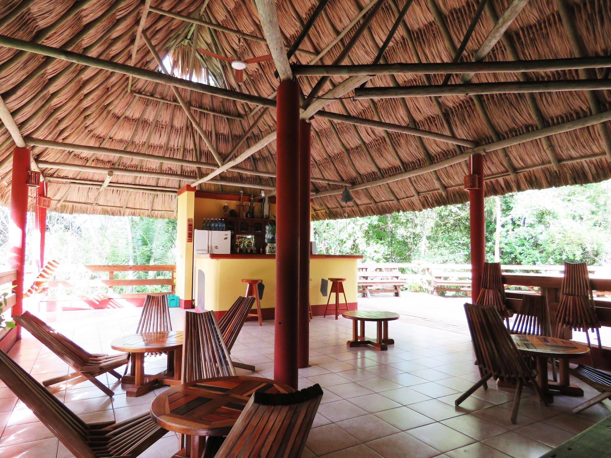 Bar/Salón Crystal Paradise Resort