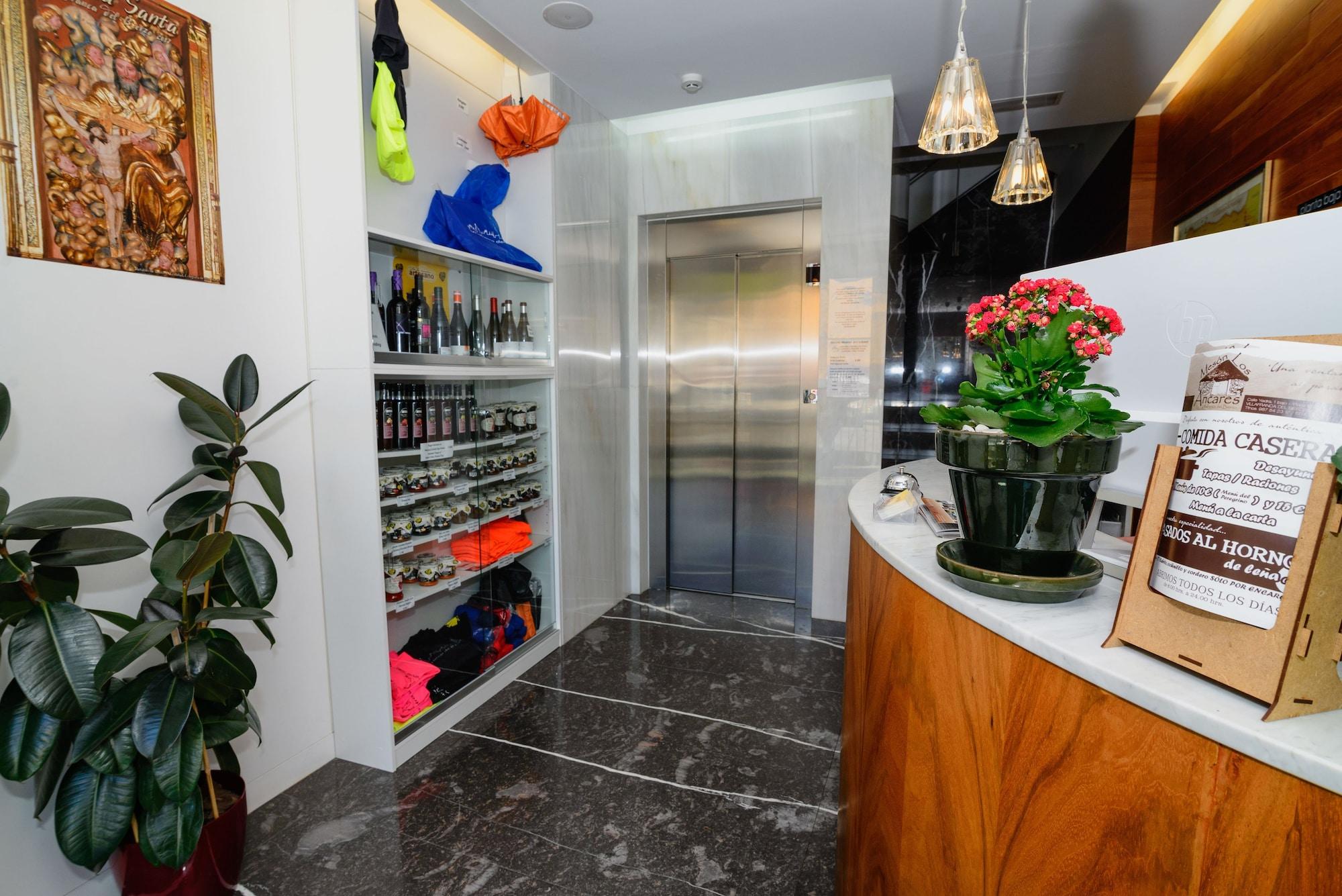 Vista Lobby Posada Plaza Mayor