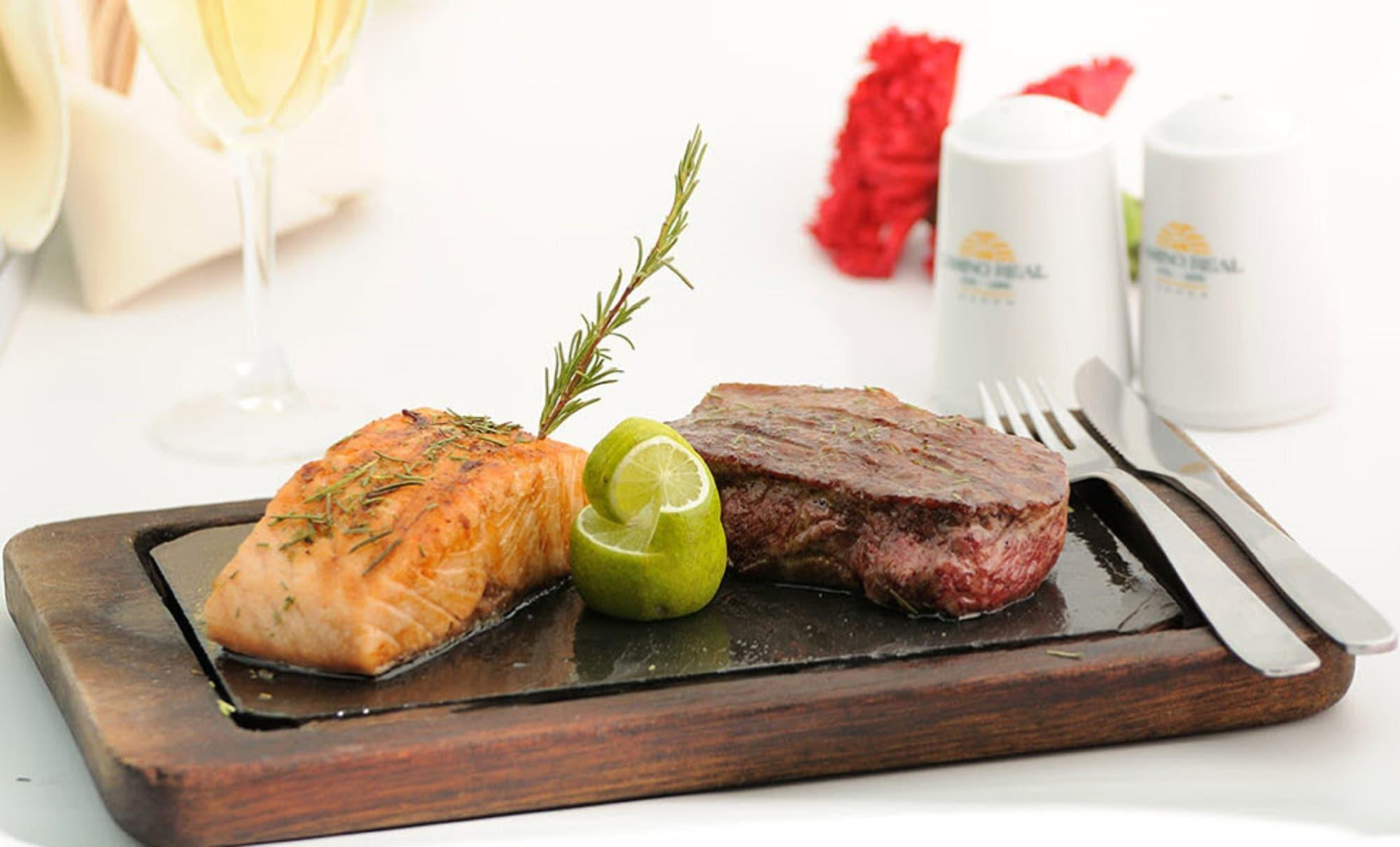 Restaurant Suites Camino Real