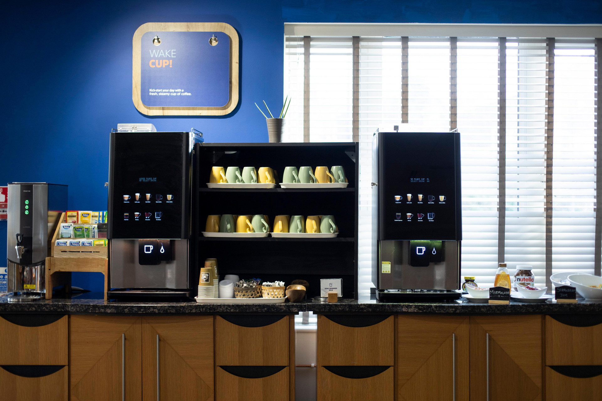 Restaurant Holiday Inn Express Poole by IHG