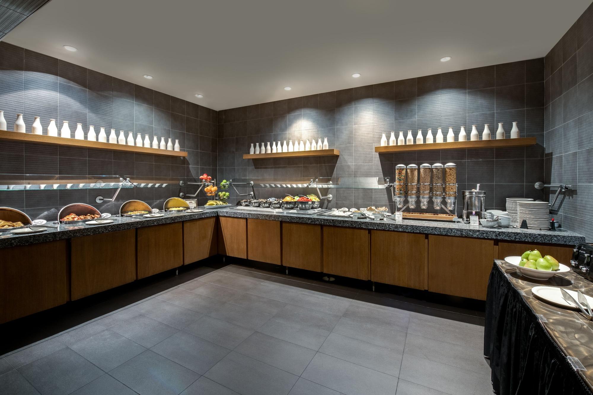Restaurant Crowne Plaza Chicago Ohare Hotel & Conf Ctr by IHG