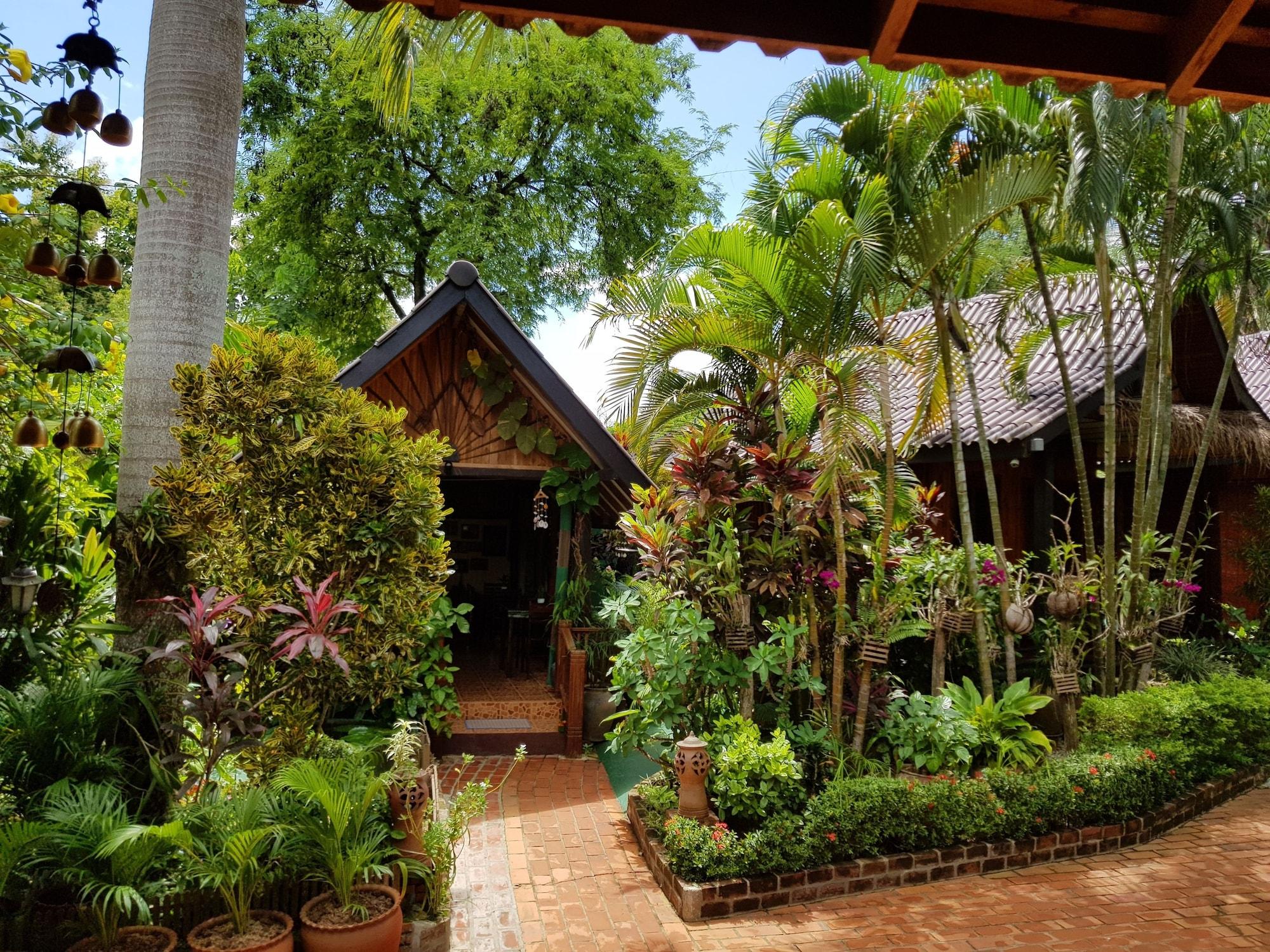 Vista Lobby Thongbay Guesthouse Luang Prabang