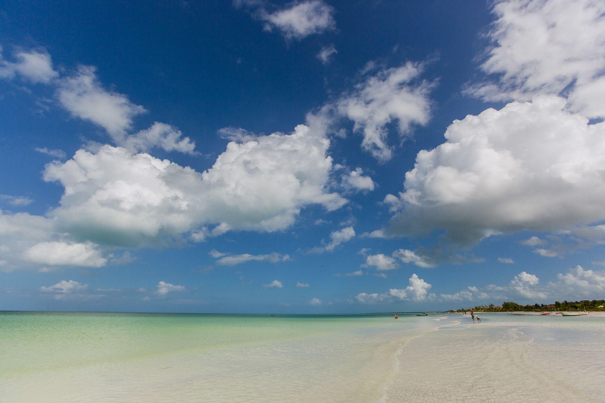 Playa Hostel & Cabañas Ida y Vuelta Camping