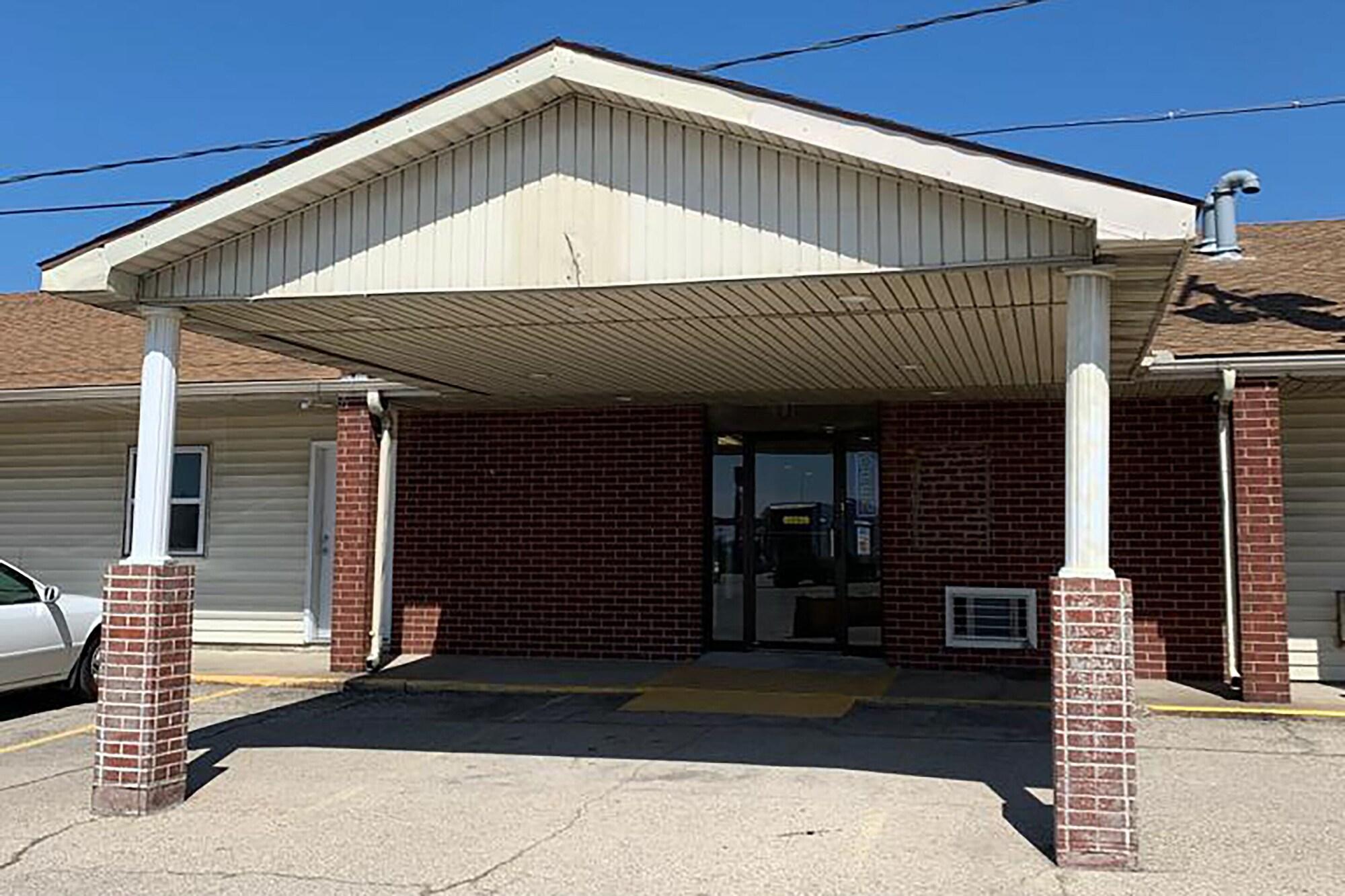 Vista Exterior Motel 6 Cameron, MO