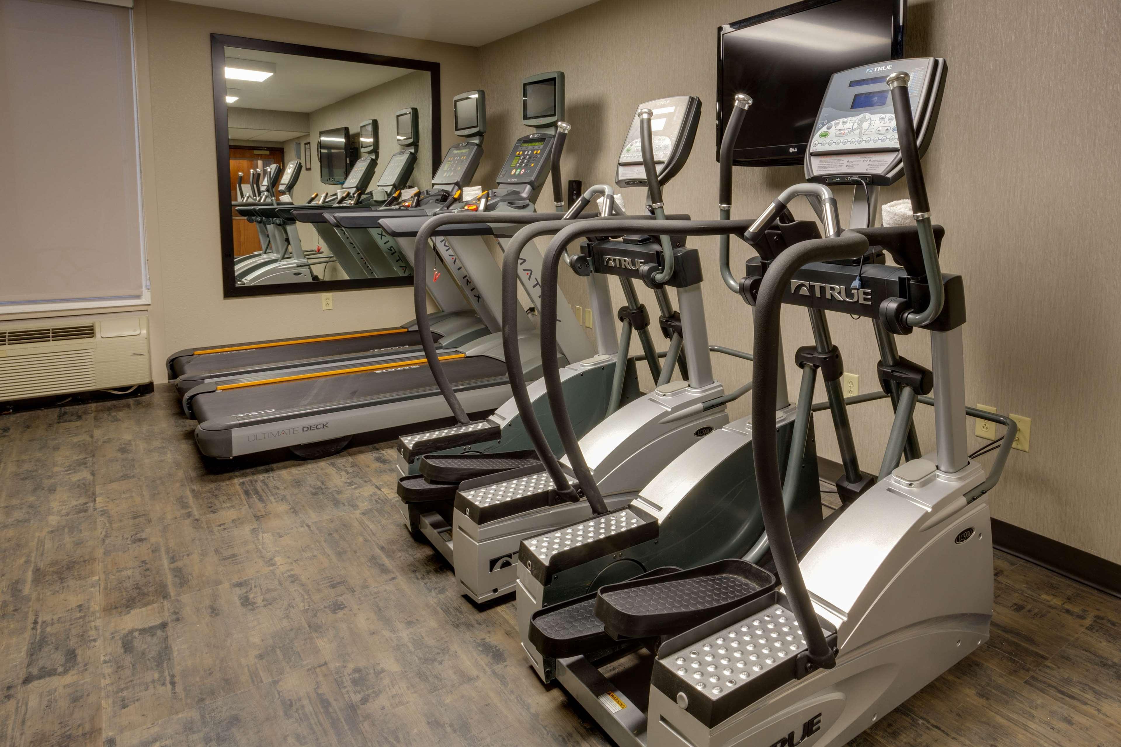 Gimnasio Drury Inn & Suites Hayti Caruthersville
