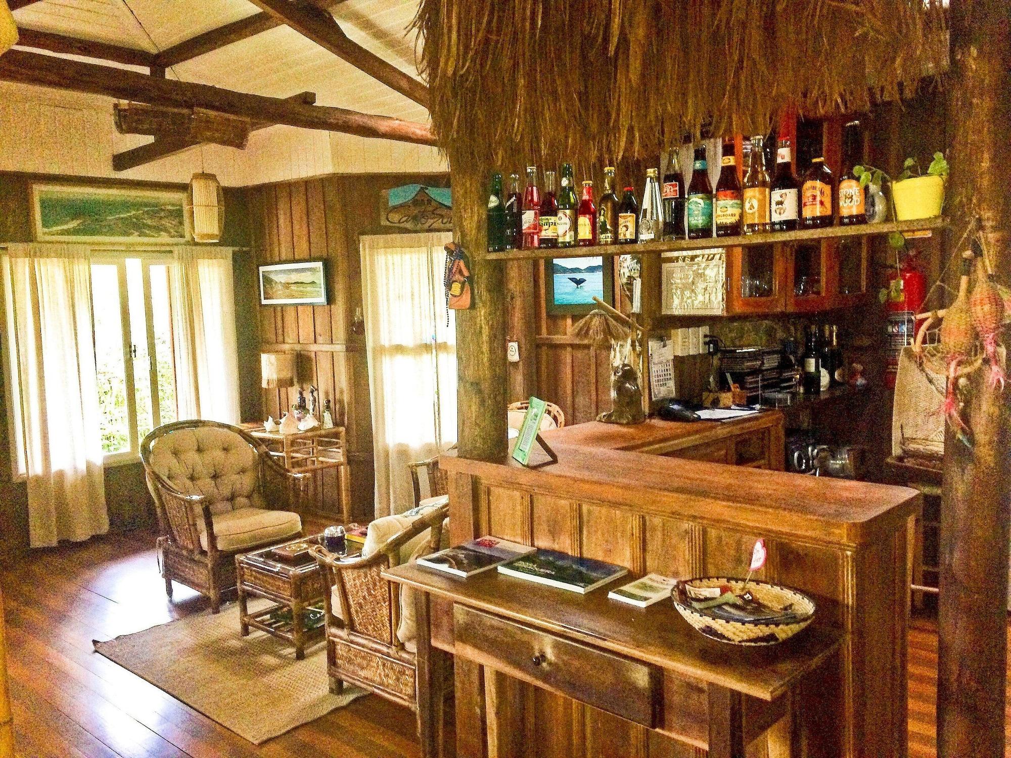 Bar/Salón Studios do Barão