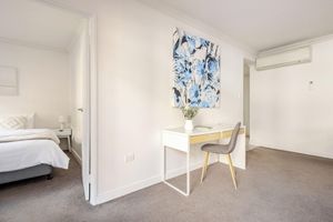 Alquiler Vacacional - Perth City Stay | 2BR w/ Pool, Gym, Parking | Walk to Quay, Kings Park, PCEC