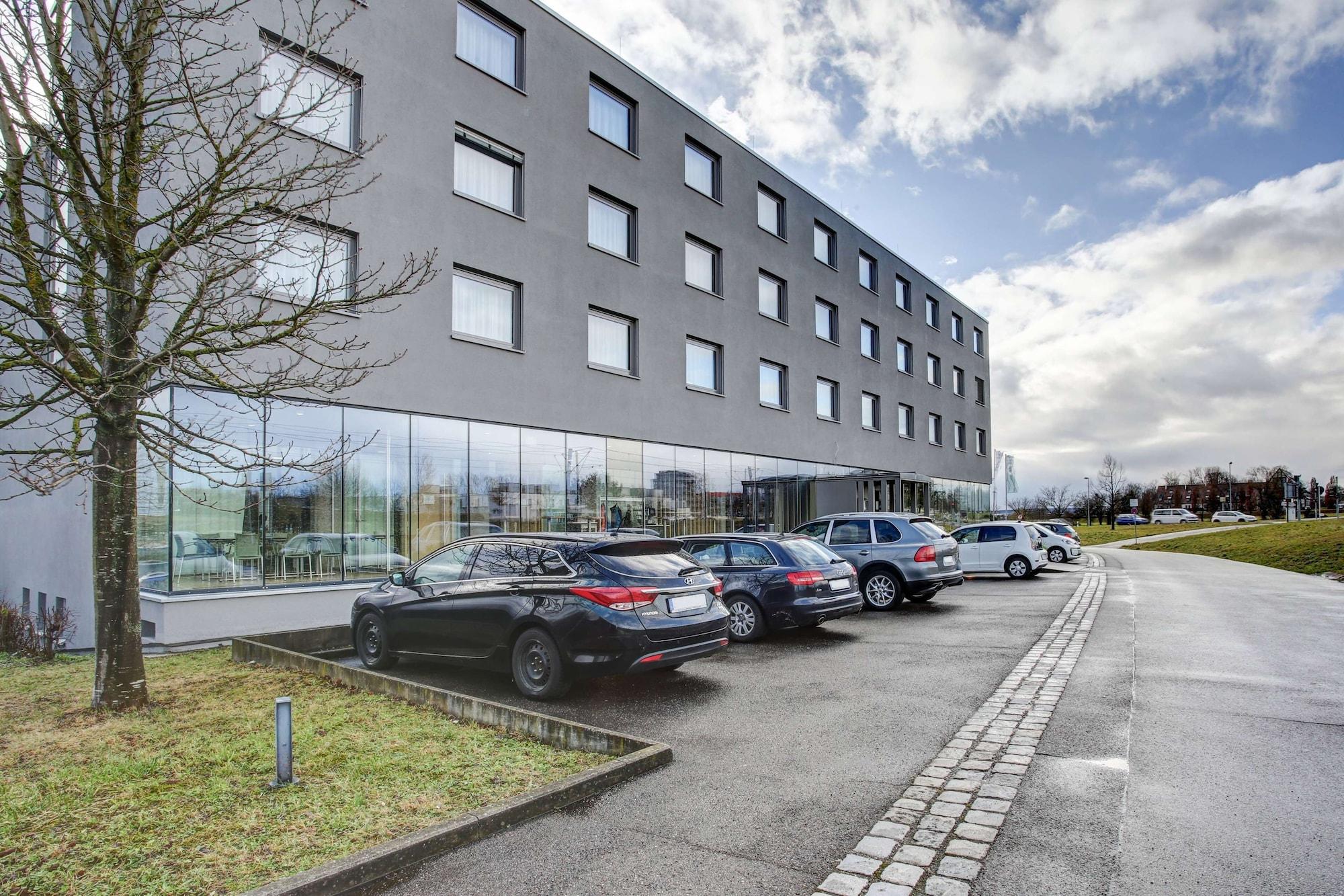 Vista Exterior Centro Park Hotel Stuttgart, Trademark Collection by Wyndham