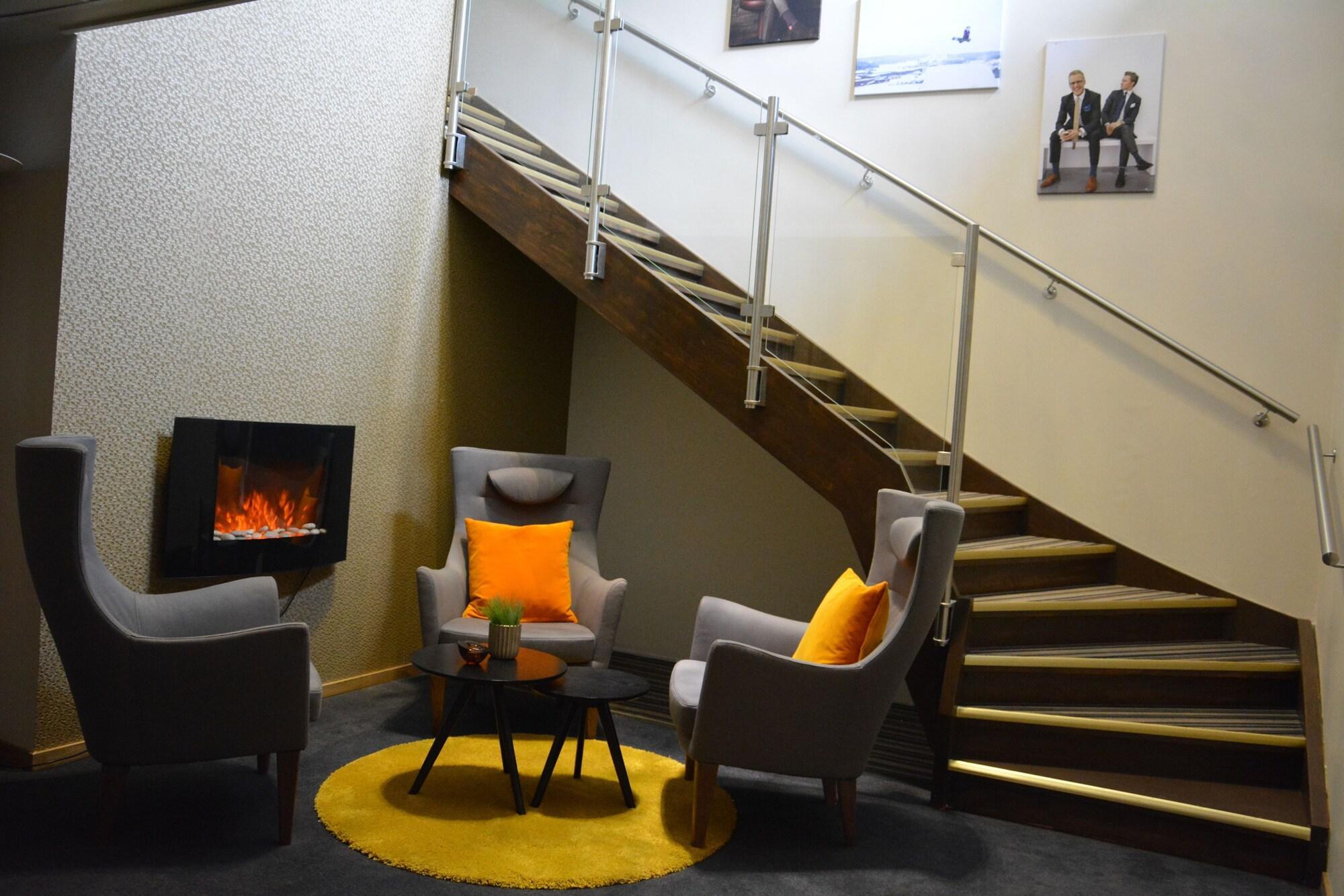 Bar/Salón Hotel Entré Norr