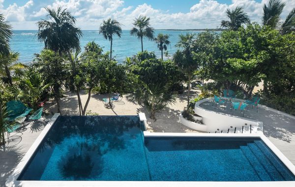 Beachfront without seaweed, infinity pool, rooftop jacuzzi, Chef included. - Hoteles cerca de Playa Las Palmas en Tulum