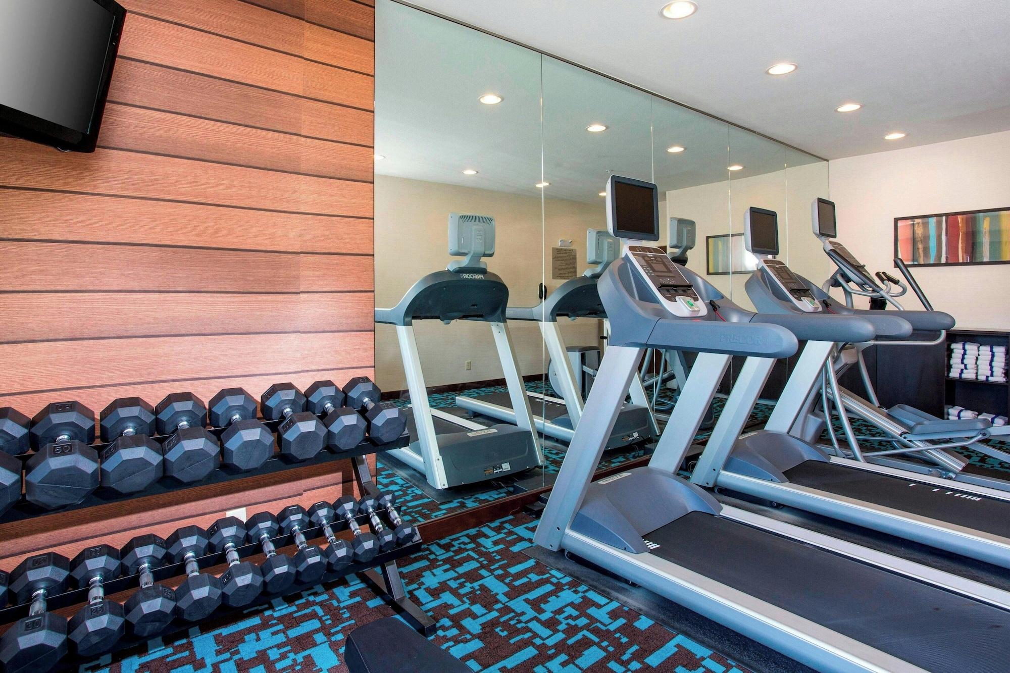 Gimnasio Fairfield Inn & Suites Peru