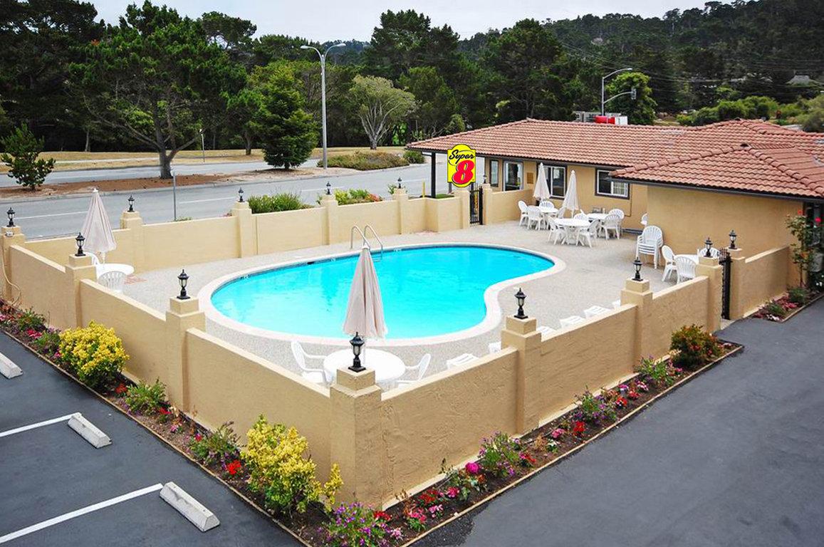 Instalaciones Recreativas Aura Inn Monterey