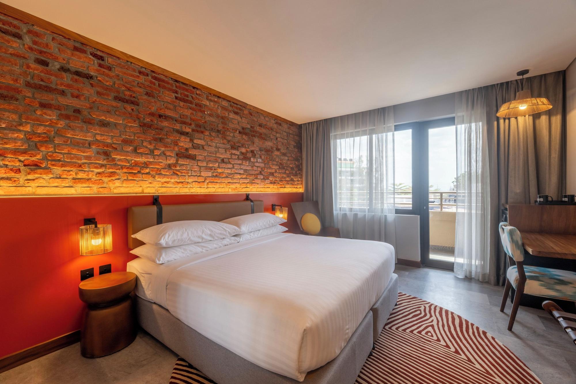 Habitación Zaria Court Kigali, Tapestry Collection by Hilton