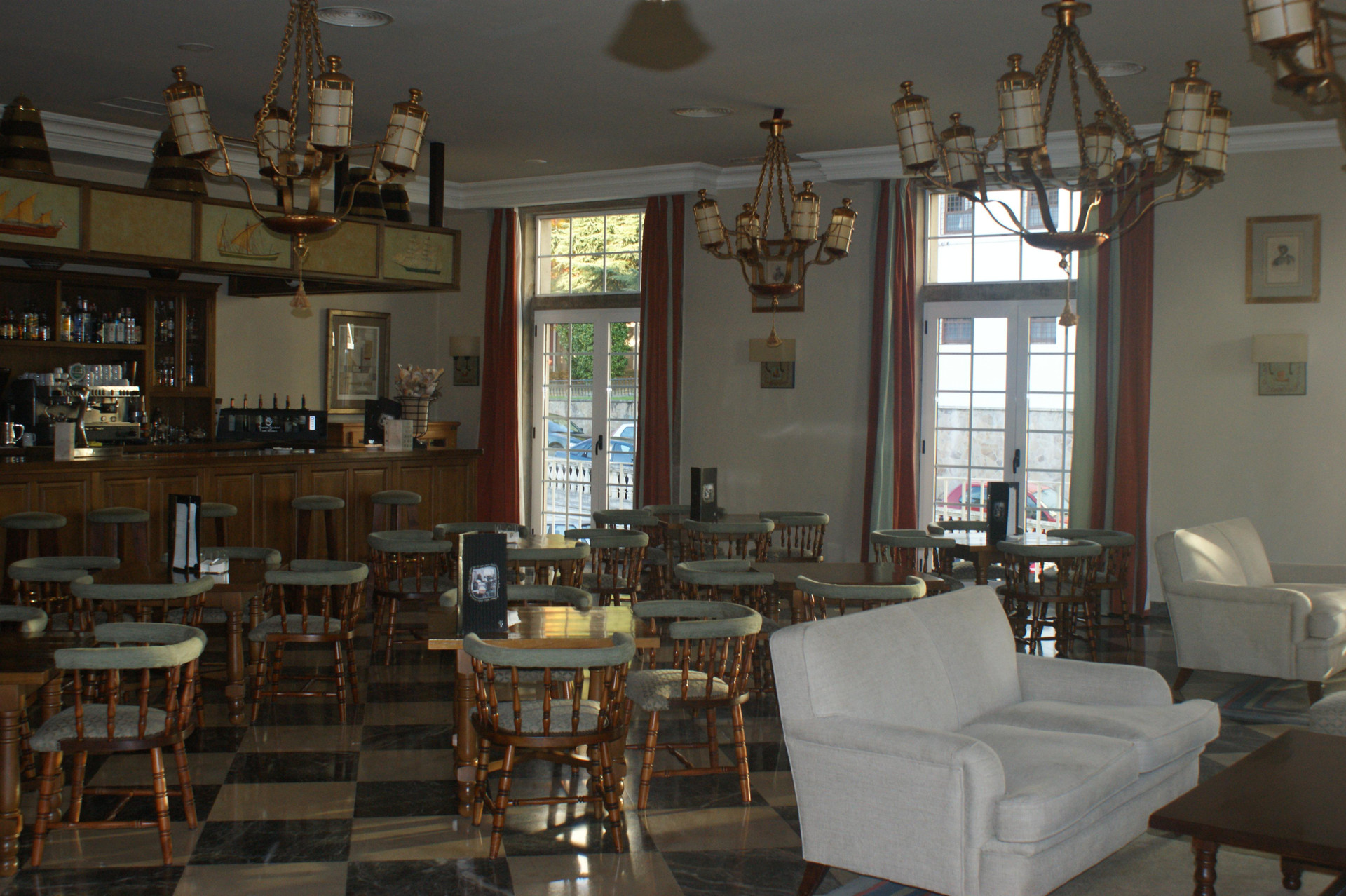 Bar/Salón Parador de Ferrol