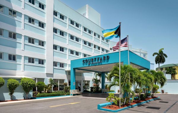 Courtyard by Marriott Nassau Downtown/Junkanoo Beach