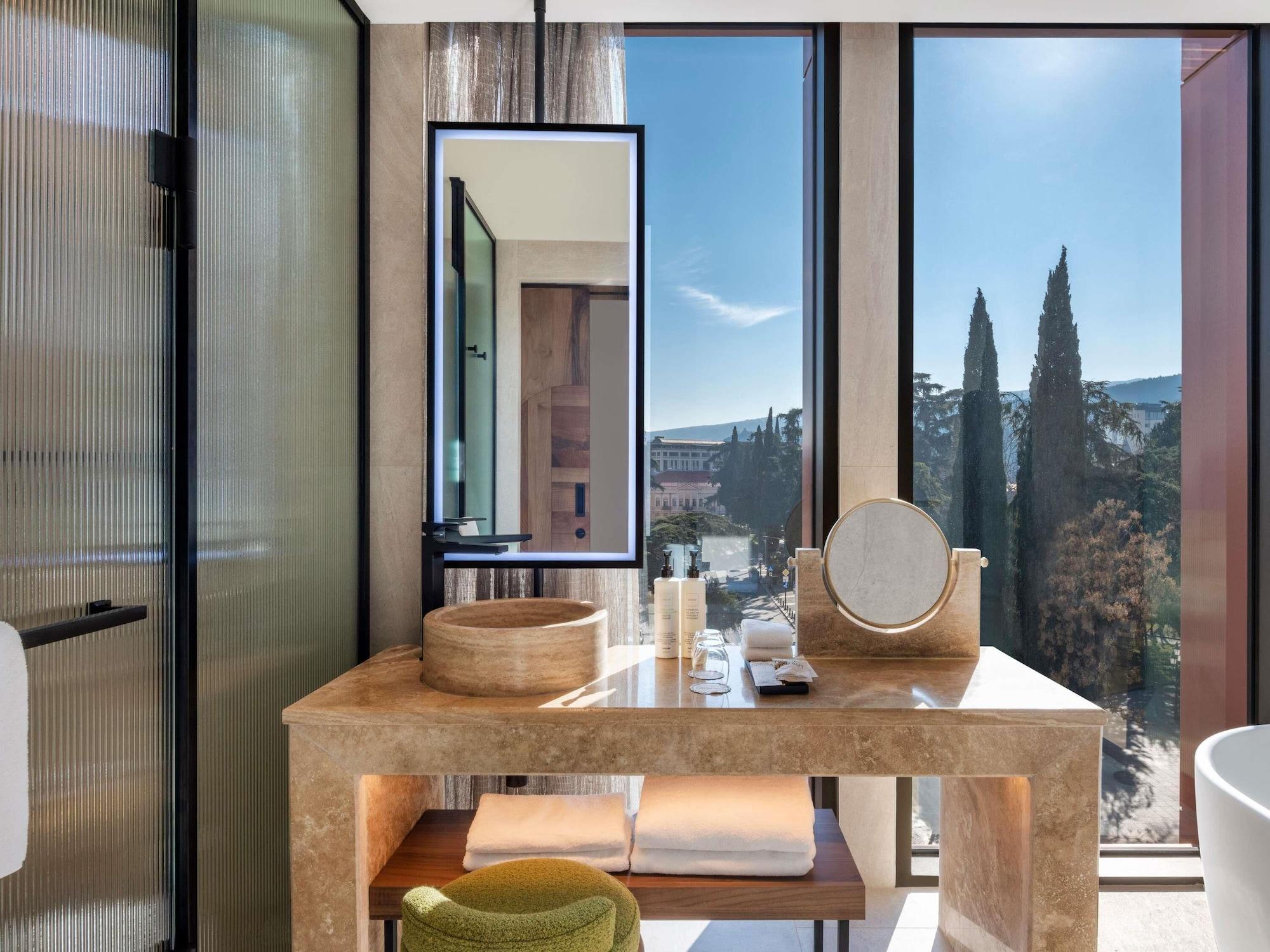 Habitación Swissôtel Tbilisi