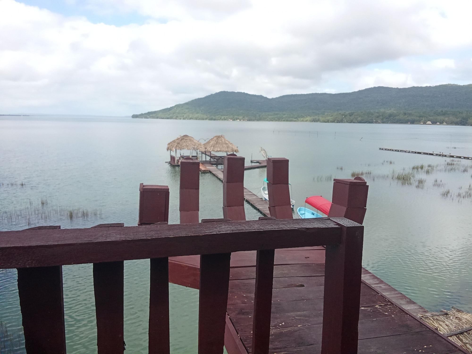 Restaurant ZAZIL HA Hostel