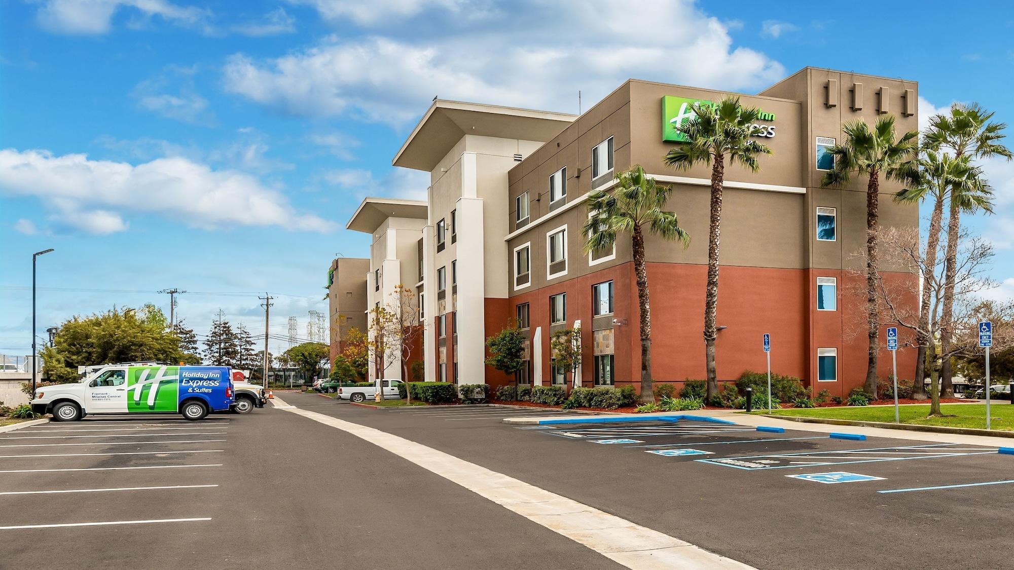 Vista Exterior Holiday Inn Express Fremont-Milpitas Central by IHG