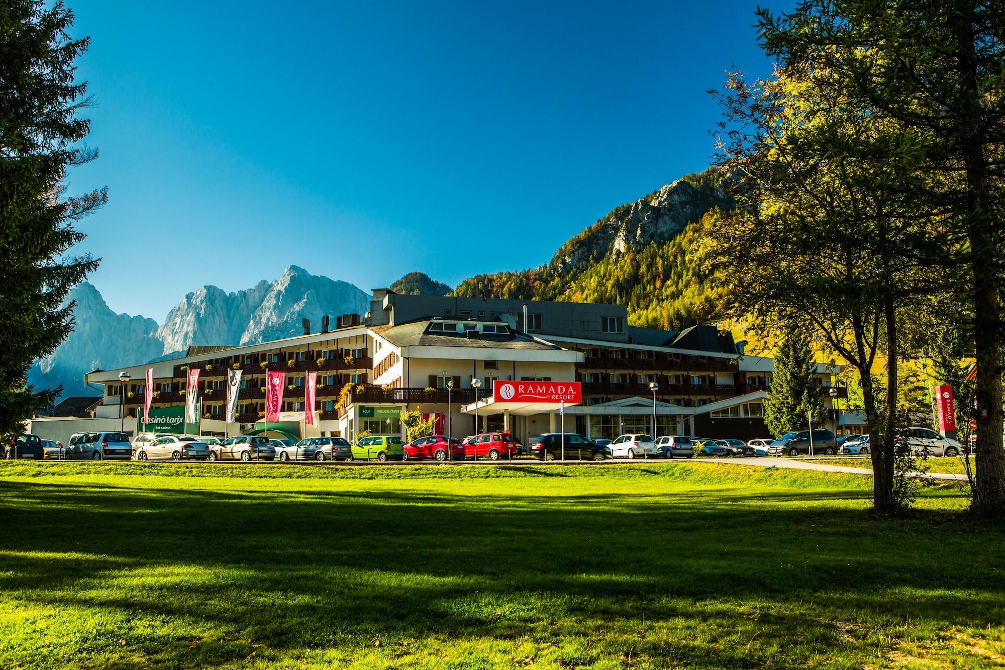 Vista Exterior Ramada Resort by Wyndham Kranjska Gora