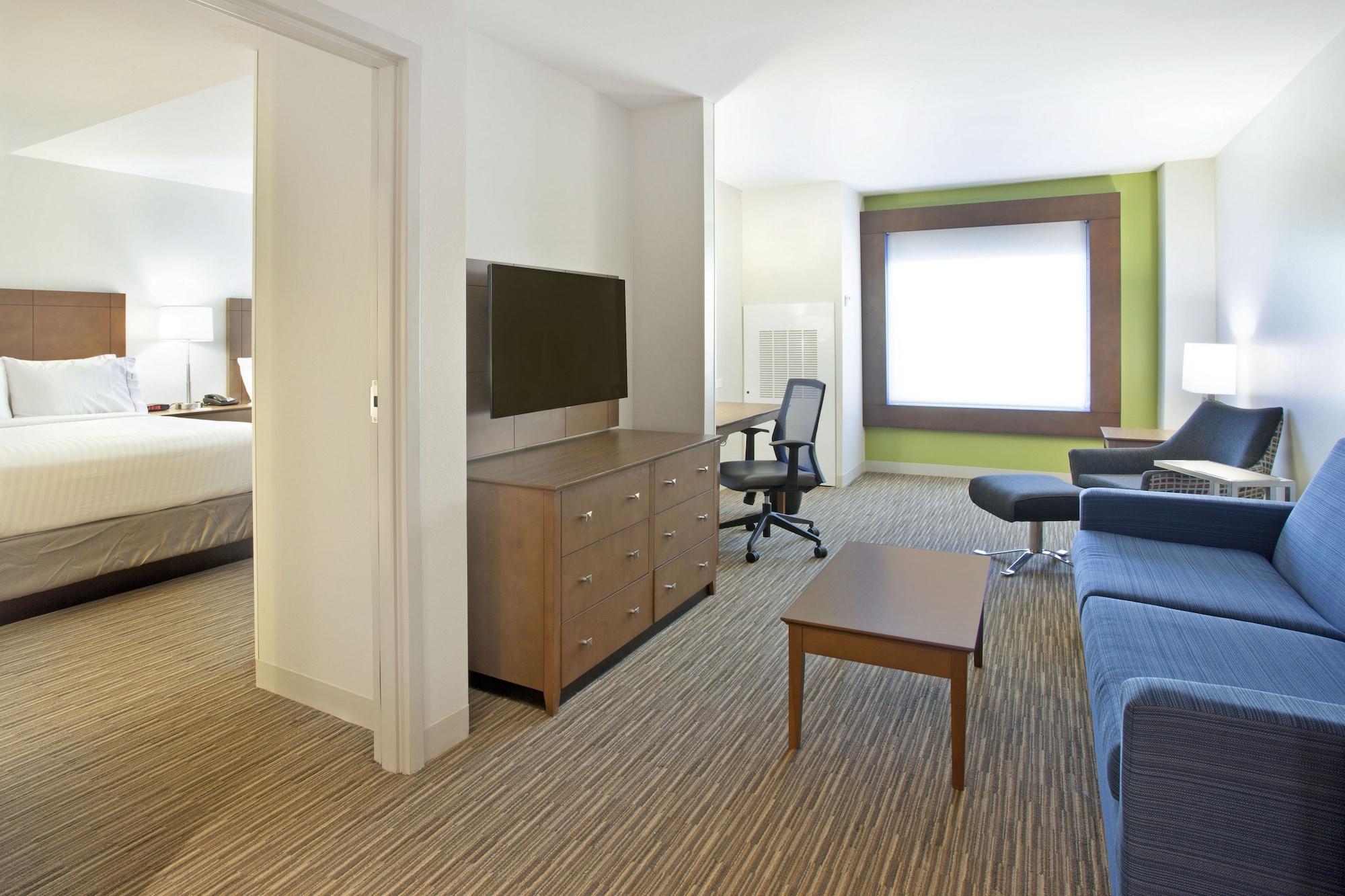 Suite Holiday Inn Express & Suites Austin Downtown - University